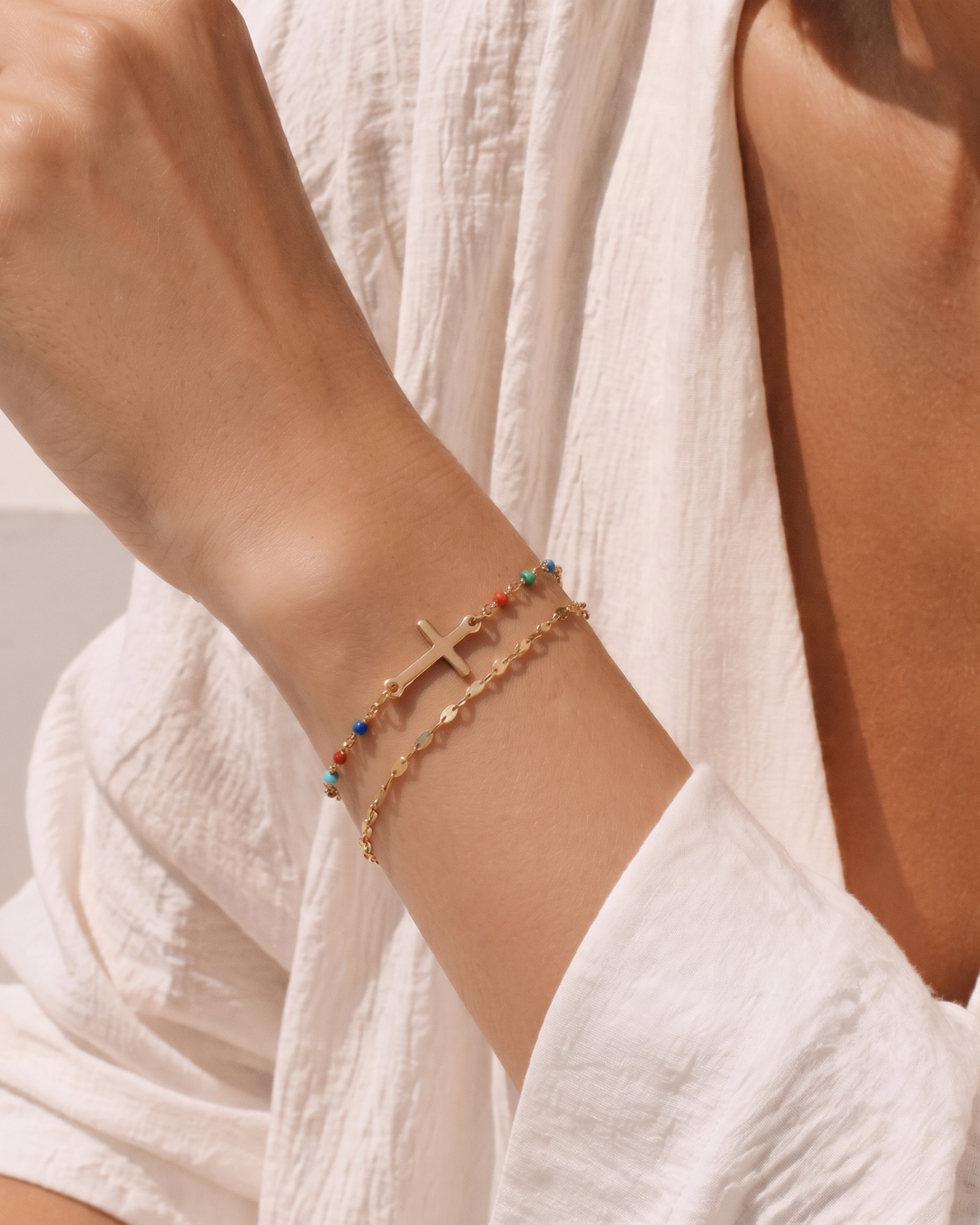 Pulseira de Cruz com Contas Coloridas