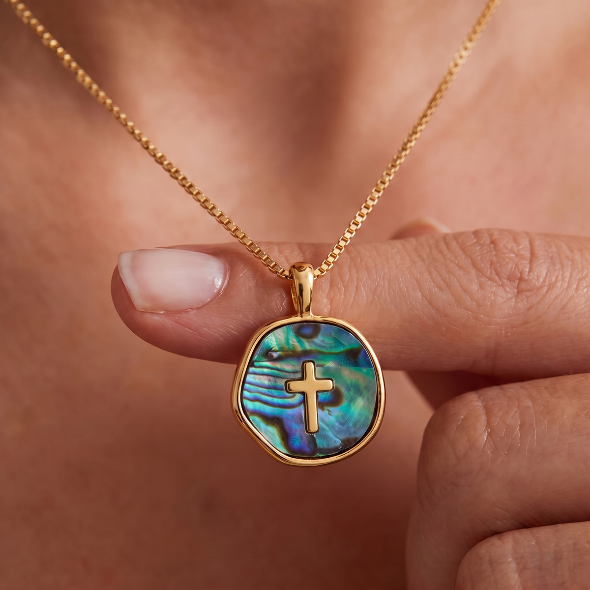 Colar Aurora com Pingente de Cruz ou Coração