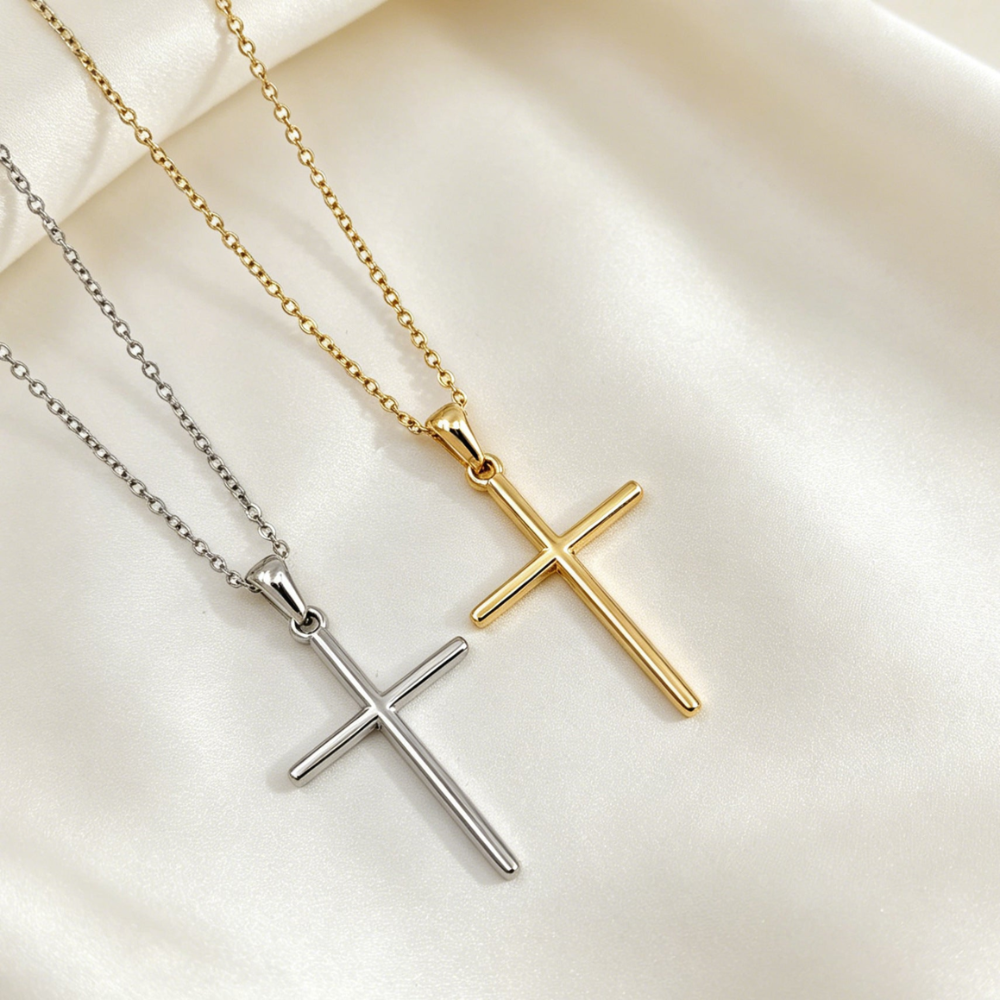 Colar Elora com Cruz Clássica