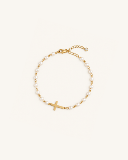 Pulseira Elora de Pérolas com Cruz